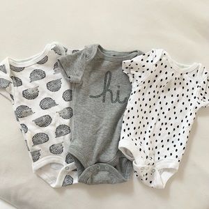 Bundle of 3 Newborn Onesies